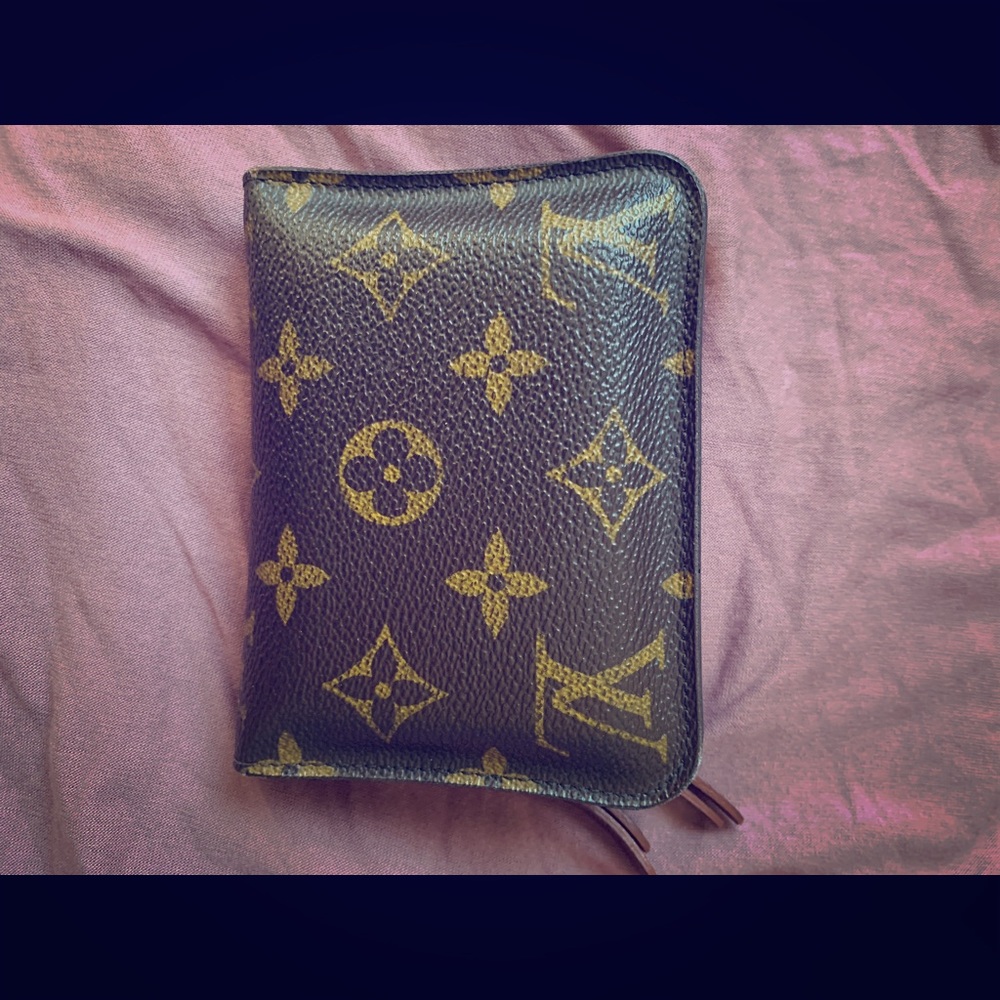 Louis Vuitton card wallet